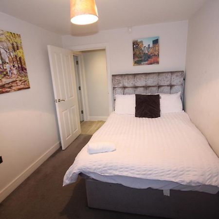 Holden Court Apartments - Apt 3 West Drayton  Eksteriør bilde