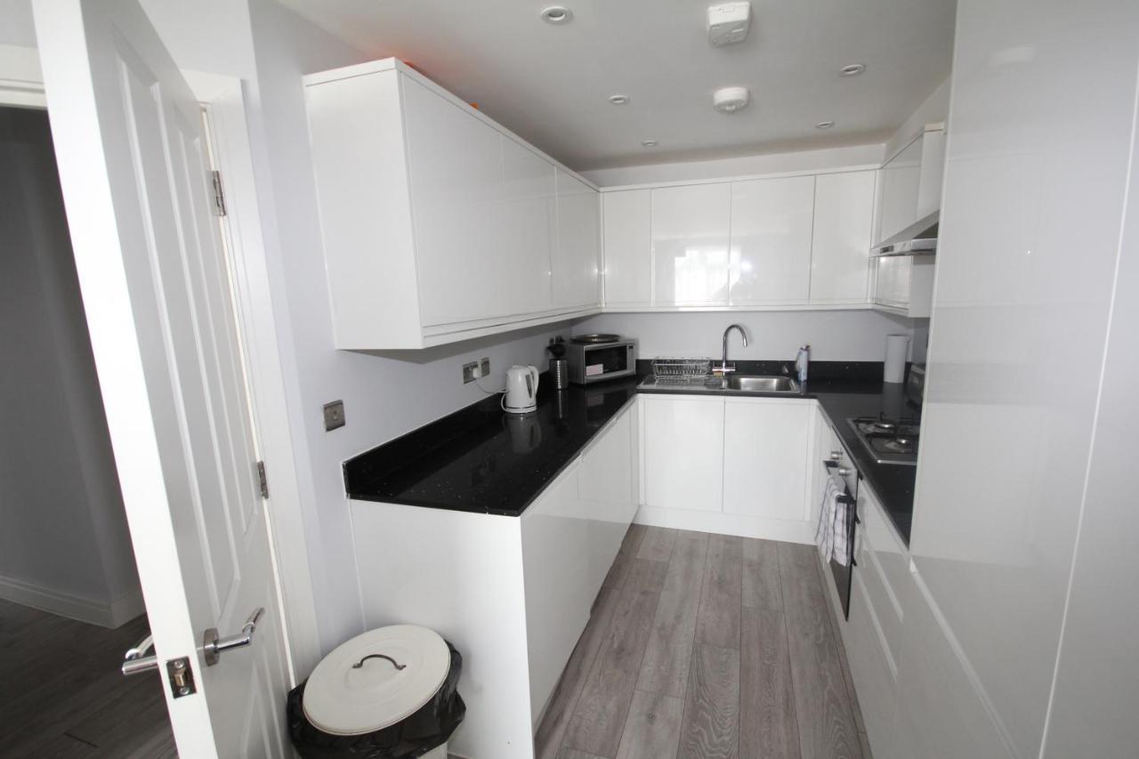 Holden Court Apartments - Apt 3 West Drayton  Eksteriør bilde