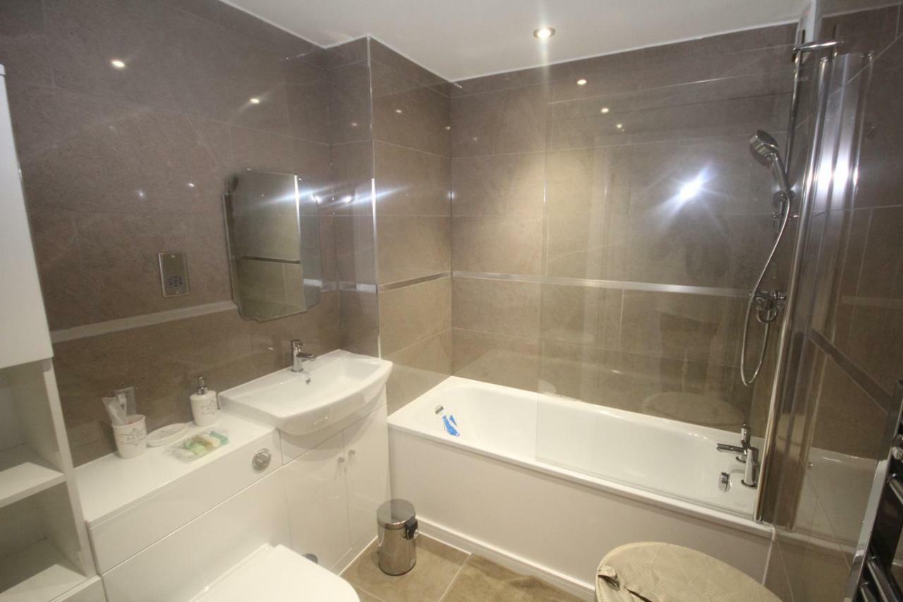 Holden Court Apartments - Apt 3 West Drayton  Eksteriør bilde